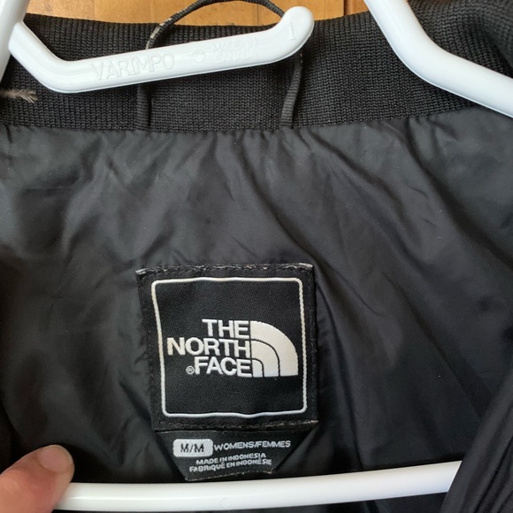 North Face spring/ fall jacket, size M, black - Picture 3 of 7